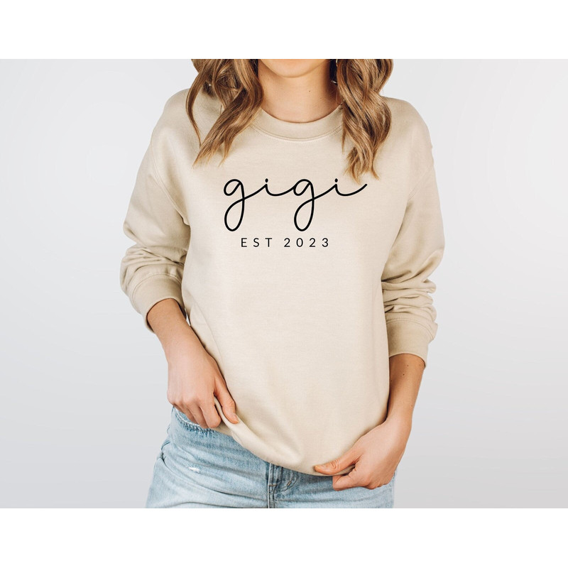 Gigi Est 2023 Sweatshirt, New Grandmother Established Sweatshirt, Grandma Mothers Day Gift, Baby Announcement Sweatshirt.jpg