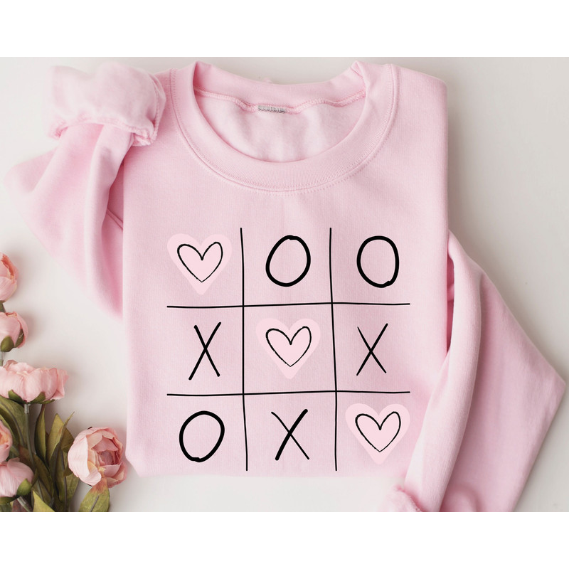 Valentines Day Sweatshirt, X'S And O'S Sweatshirt, Valentines Day Hoodie, XOXO Sweatshirt, XOXO Heart, Couple Gift, Bff Valentine Gift.jpg