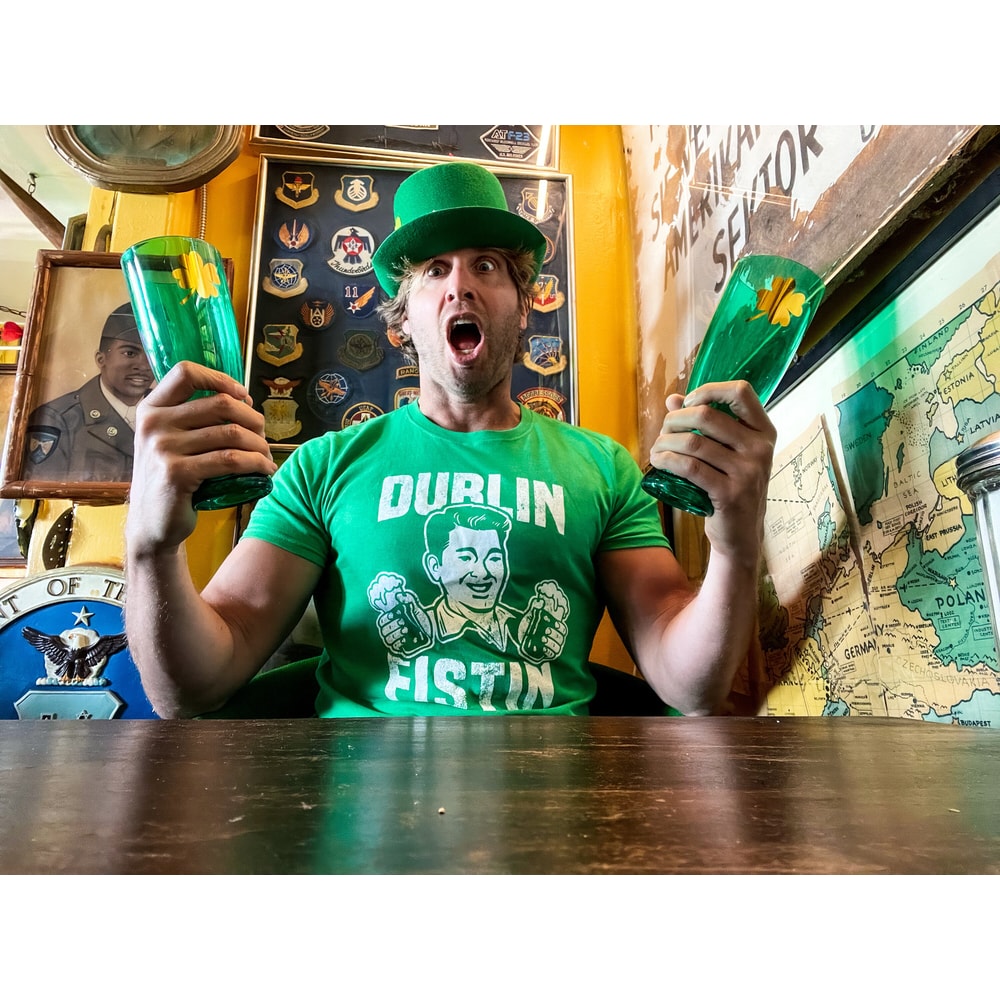 NEW Dublin Fistin' Shirt, St Patricks Day Shirt, Lucky Green Irish shirt, Clover Shirt, Funny Shirts, Drinking Shirt, Ireland Party Shirts.jpg