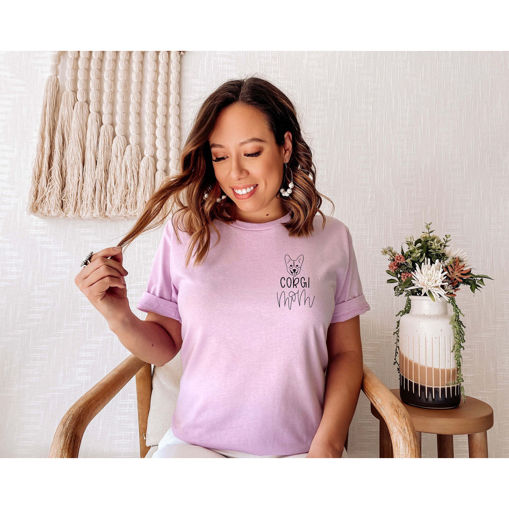 Corgi Mom Shirt, Dog Mom Tee, Corgi Lover, Pocket Size, Corgi Gifts, Corgi Lover Gift, Gift for Mom, Fur Mama Tee, Gift Dog Mom, Dog Mama.jpg