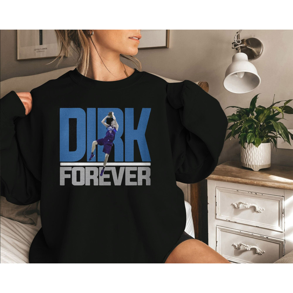 Dirk Nowitzki Forever Sweatshirt.jpg