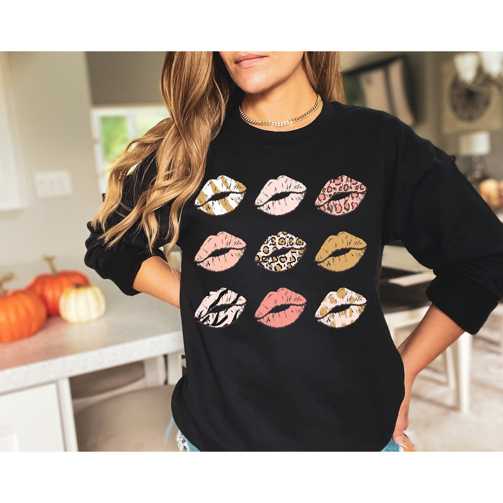 Pumpkin Season, Fall lips Shirt, Hot fall lips Shirt, women Fall Shirt, Pumpkin lips shirt,Thanksgiving,Pumpkin Spice Shirt,Tis The Season,.jpg