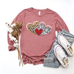 valentines day heart sweatshirt, leopard love heart shirt, valentines day shirts for woman, happy valentines day tee, va