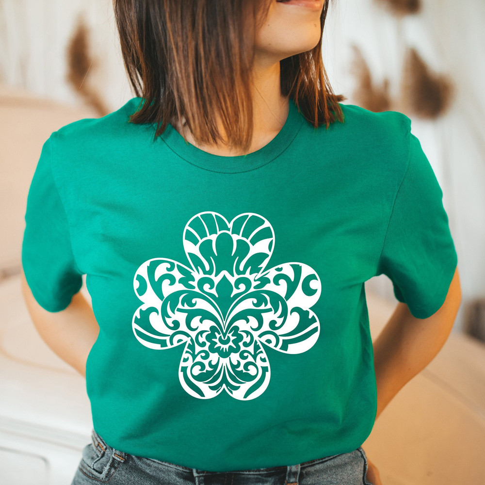 Lucky Clover Shirt, Happy Saint Patrick's Day Shirt, St Patrick's Day Shirt, Four Leaf Clover Shirt, Shamrock Shirt, St. Patty's Shirt.jpg