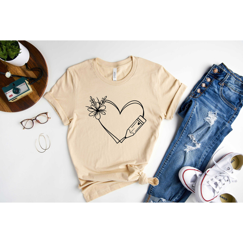 Teacher Heart Shirt, Back to School Teacher Shirt, Cute Teacher Shirt, Apple Teacher Shirt, Gift for Teachers, Kindergarten Teacher, Teach.jpg