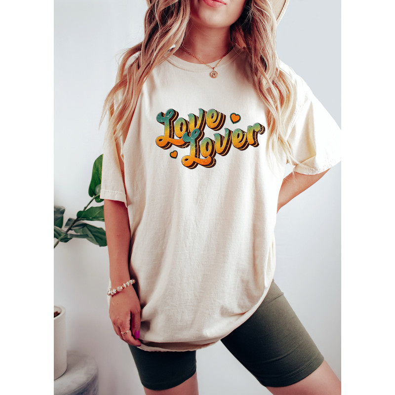 Comfort Colors Retro Valentines Day Shirt, Love Lover Shirt, Groovy Valentines Shirt Gift for Her, Vintage Style 70s Hippie Valentine Shirts.jpg