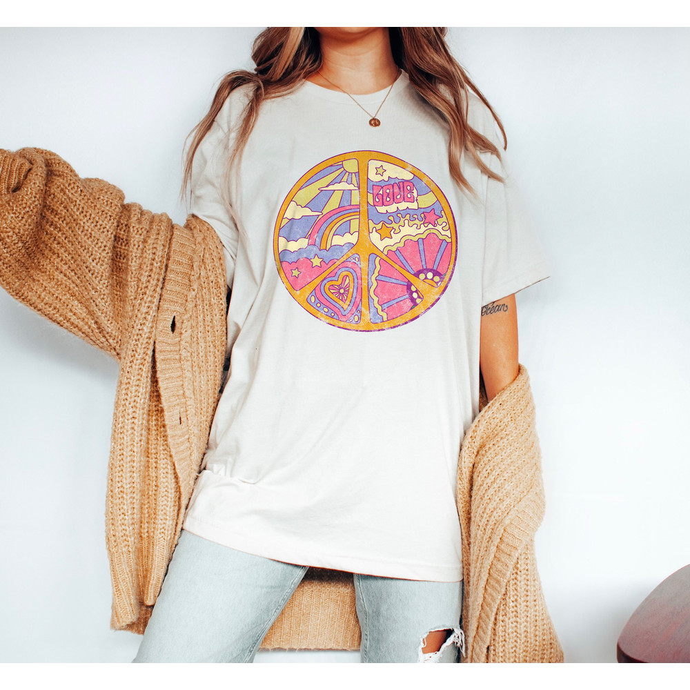 Retro Peace Sign Valentines Day Shirt, Peace Love Shirt, Valentines Shirt Gift for Her, Vintage 60s Groovy TShirt, Hippie Boho Valentine Tee.jpg