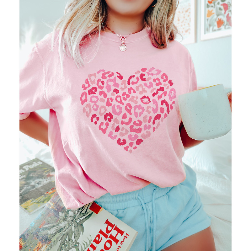 Valentines Day Shirt Leopard Heart Shirt Comfort Colors Shirt Lipstick Kiss Pink Valentines Shirt Gift for Her Vintage Style Valentines Tee.jpg