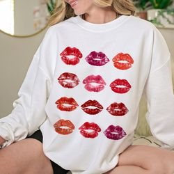 valentines day sweatshirt gift for her, retro lipstick shirt, xoxo love shirt, womens valentines shirt, vintage style va