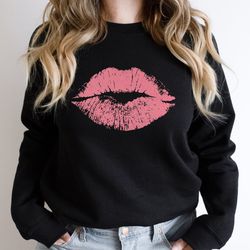 valentines sweatshirt gift for her, pink lips kiss valentines day shirt, vintage style valentine sweater, xoxo love wome
