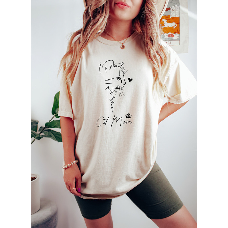 Fur Mom Life lady Cat lovers Women Shirt - Valentines Day Gift for Her - Cat Lover Gift - Cat Mom Gift for Mom Cat Mom Tshirt Gift for He.jpg