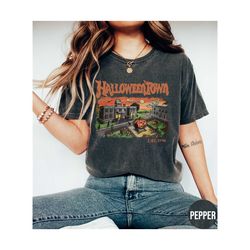 halloweentown shirt, comfort colors halloween tshirt, retro halloweentown tshirt, halloweentown university tees, hallowe