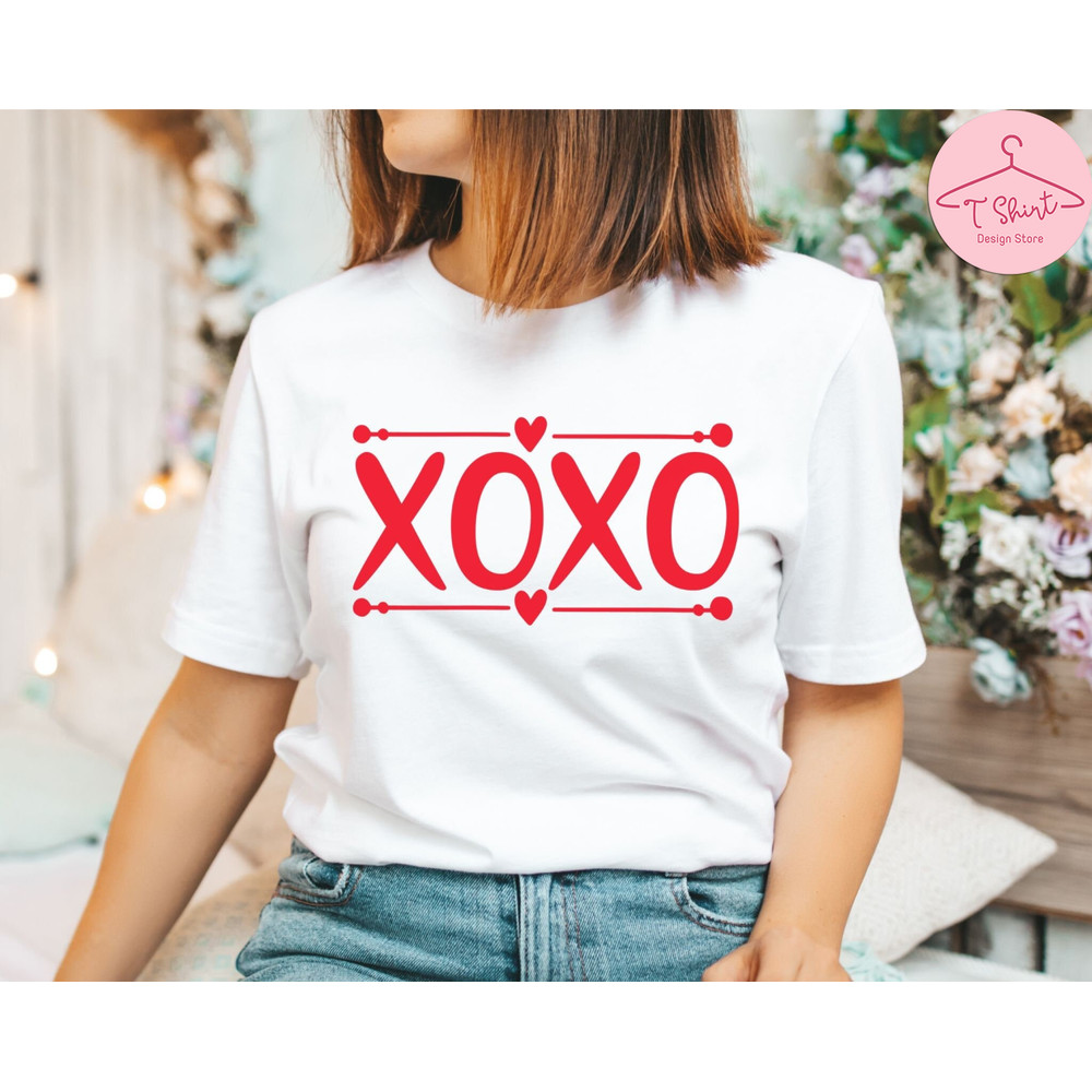 XOXO Shirt, Xoxo Valentines Day Shirt, Xoxo Tee, Valentine's Day Gift, Heart Shirt, Cute Valentine Shirt, Funny Valentine's Shirt, VDay Tee.jpg