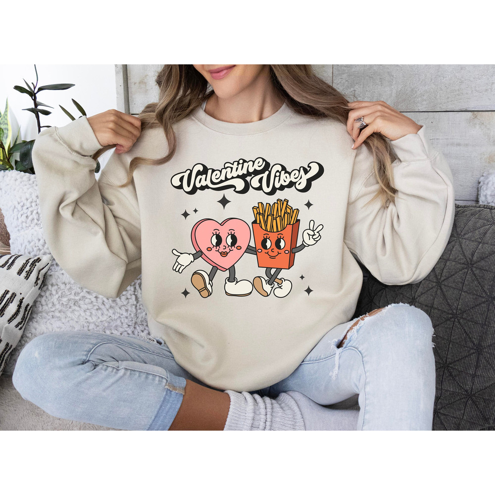 Retro Valentine Vibes Sweatshirt, Cute Valentines Day Heart Shirt, Funny Valentines Day Gift For Teacher, Valentine Day Tee Shirt Sweatshirt.jpg