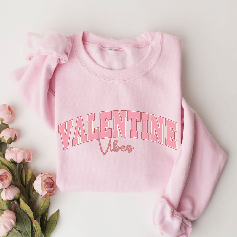 Retro Valentine vibes sweatshirt, Valentine's day sweatshirt, cute Valentine's day shirt, Retro Valentine's Day Sweatshirt, Valentine's top 1.jpg