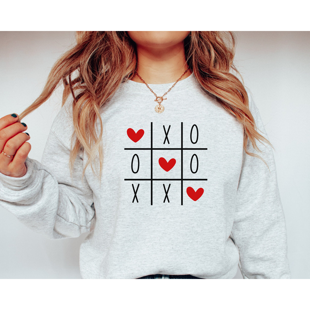 Tic Tac Toe Hearts Sweatshirt, Love Sweatshirt, Valentine Sweatshirt, Lover Sweater, I Love You Gifts, Womens Valentine Shirts, VDay Sweater.jpg