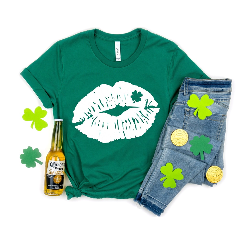 Lips Shirt, Kiss Me I'm Irish T-shirt Tee Shirt,Cute St Patricks Day Shirt for Women,Patrick's Day Family Matching Shirt,Drinking Shirt.jpg