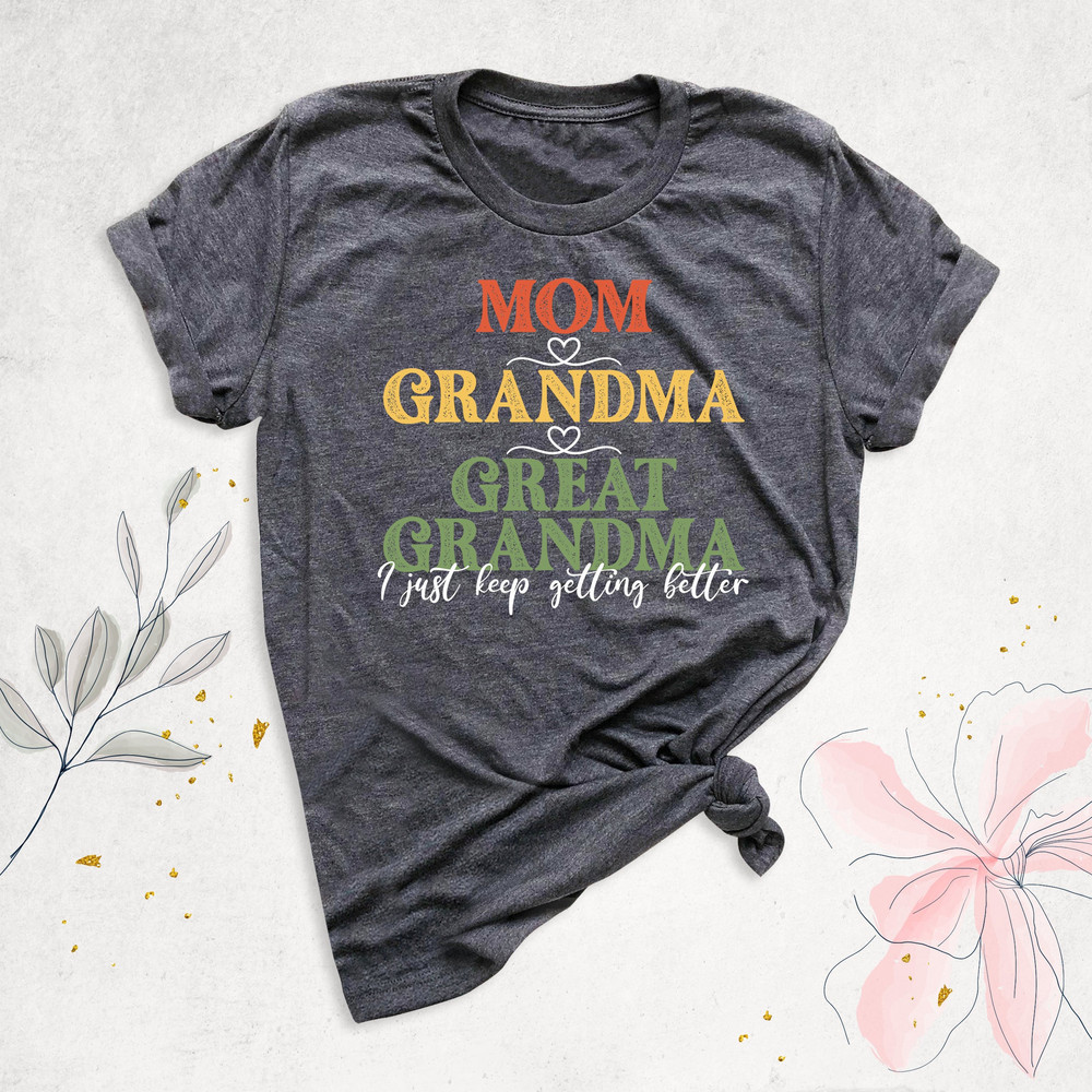 Mom Grandma Great-Grandma Shirt, Pregnancy Announcement Shirt, Grandma Birthday Shirt, Mothers Day Gifts, Baby Reveal To Family, Grandma Tee.jpg