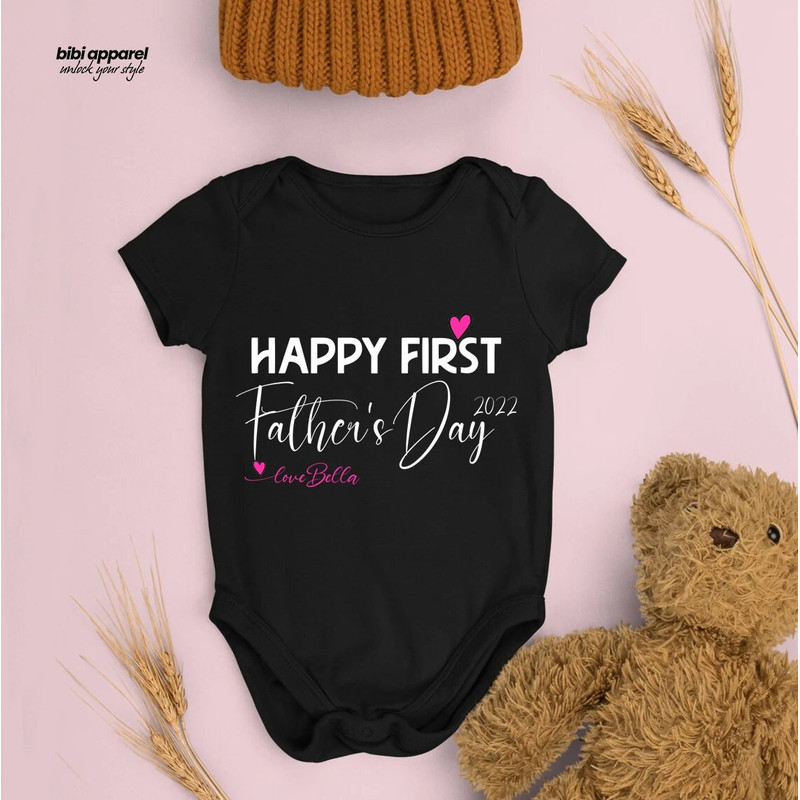 Happy First Father's Day Bodysuit, Custom Name Bodysuit, 2022 Father's Day Bodysuit, Dad Lover Bodysuit, Baby Shower Gift, Cute Baby Outfit.jpg
