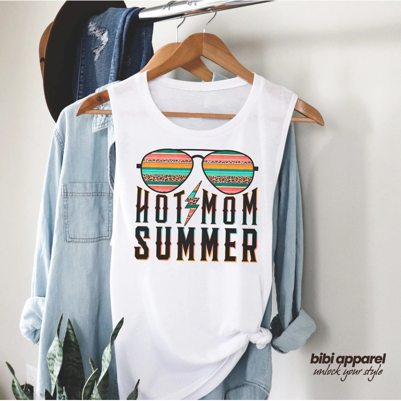 Hot Mom Summer, Funny Mom Shirt, Hot Mama, Momma Woman's Novelty Tank Top T-Shirt.jpg