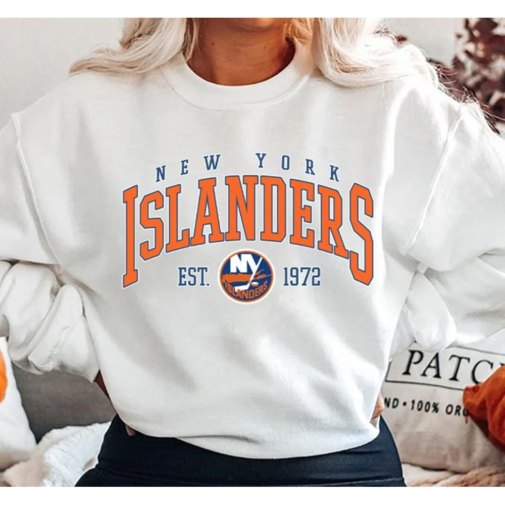 New York Islanders SweatShirt, New York Islanders Hockey Shirt, Vintage Hockey Gift For Fan, Vintage College Hoodie, Hockey Lover Tee.jpg