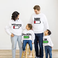 battery family shirts, battery recharge, mom low battery, child full charge, low battery and charged battery, matching f