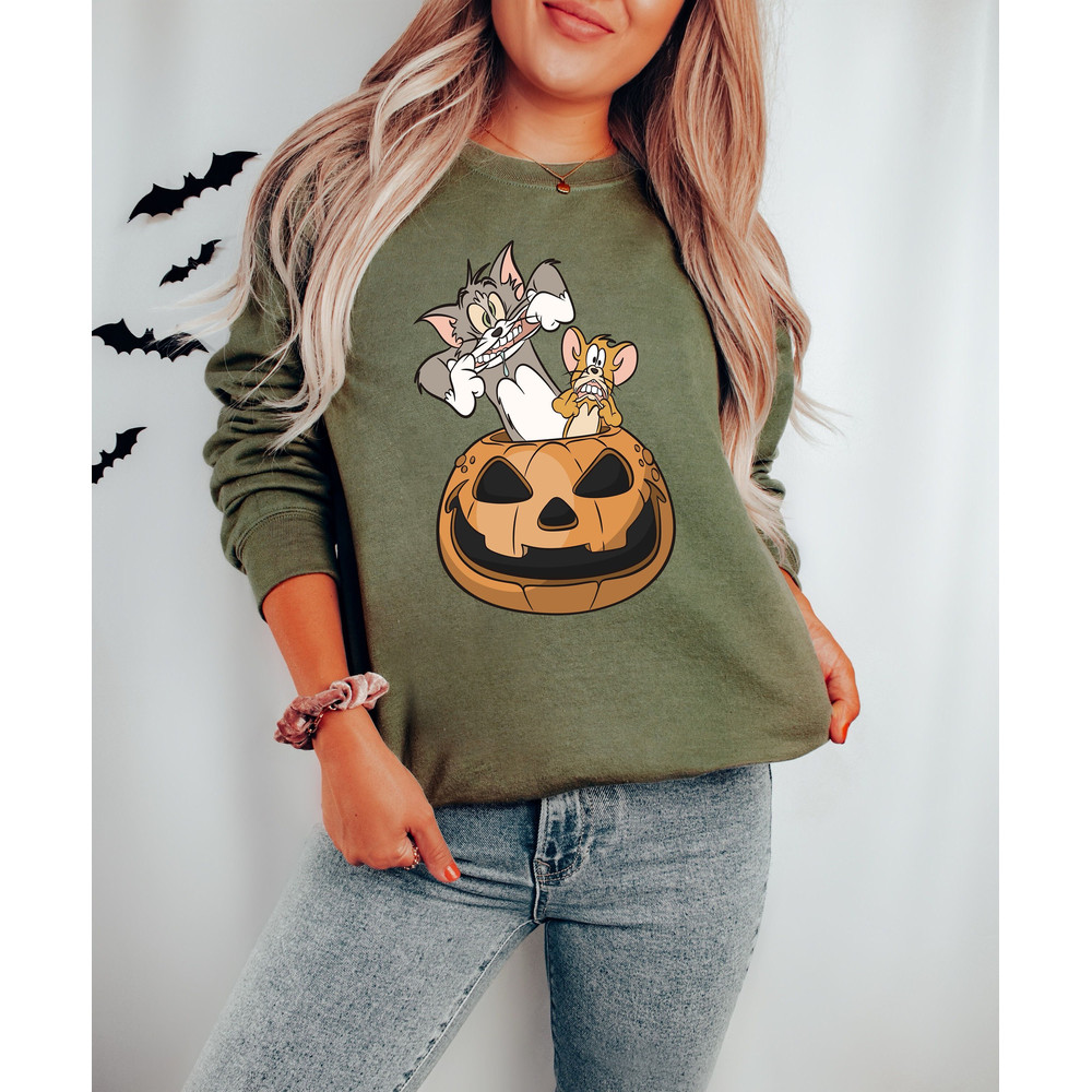 Cat And Mouse Shirt, Retro 90's Cartoon Shirt, Jerry Shirts, Old School Cartoon, Halloween Cat, Funny Mouse Shirt, Halloween Rat, Pumpkin.jpg