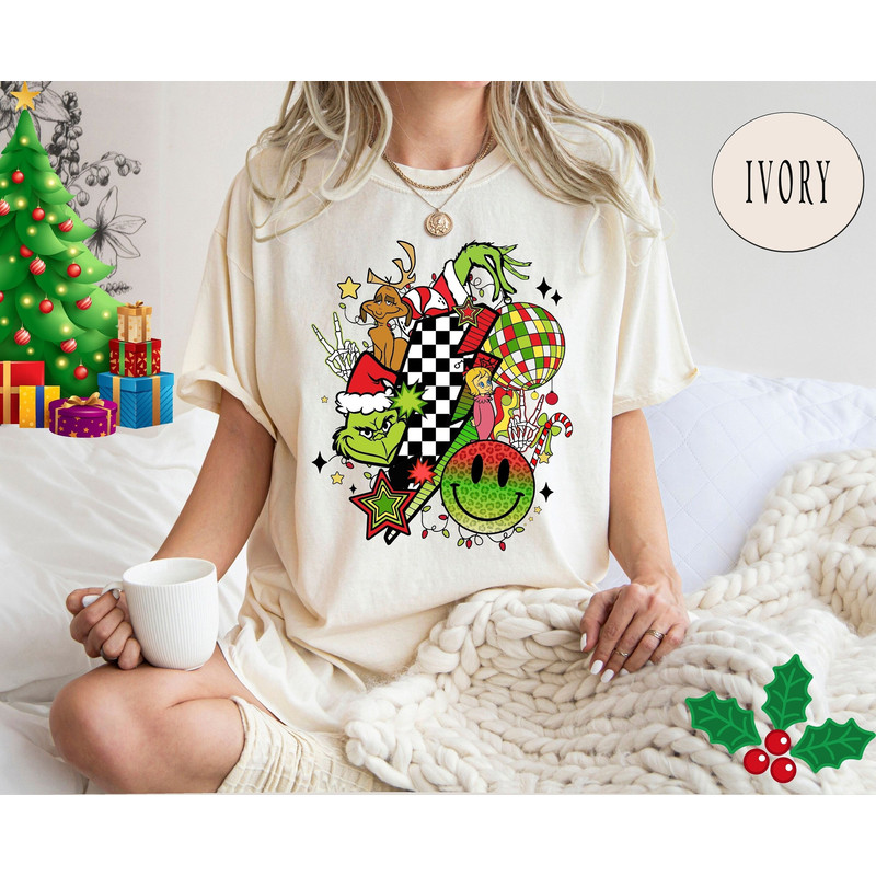 Comfort Colors® Retro Christmas T-shirt, Christmas Sublimation, Merry Christmas, Christmas Vibes, Cute Xmas Tee, Christmas T shirt.jpg