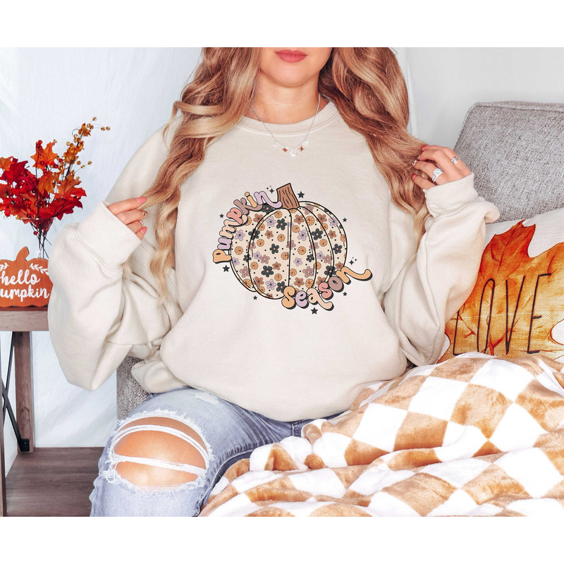 Retro Pumpkin Season Sweatshirt, Cute Fall Sweatshirt, Thanksgiving Gift, Halloween Sweatshirts For Women, Fall Gifts, Autumn Sweatshirt.jpg