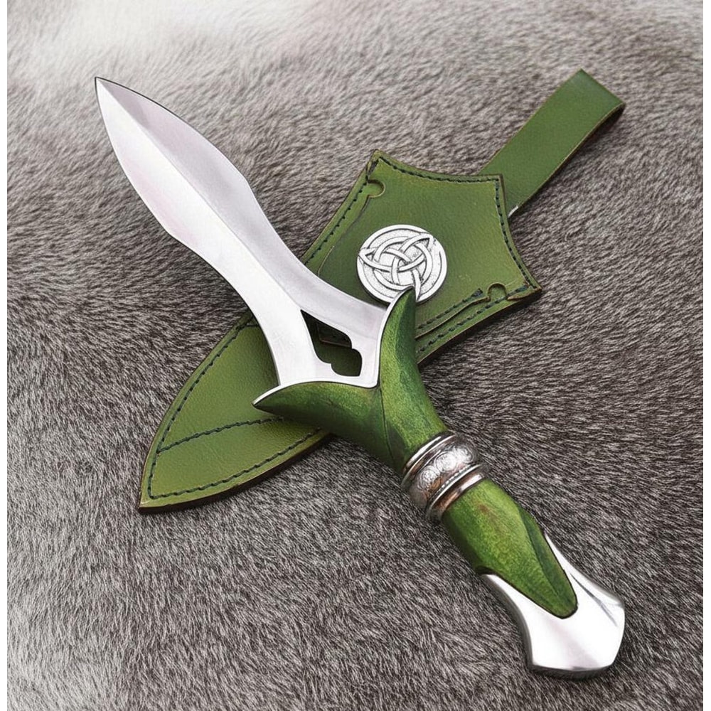 Hand Forged Celtic Knife With Triquetra Design Green Leather Sheath 1