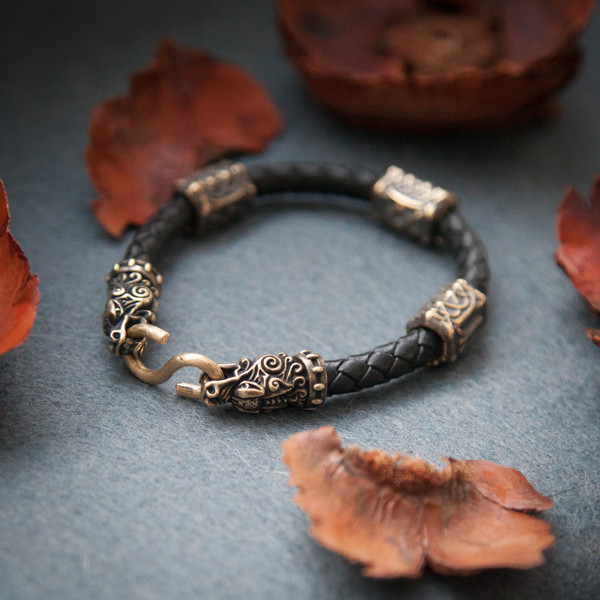 Dragon-bracelet