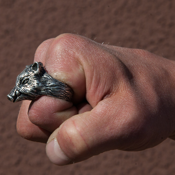 handcrafted-boar-ring