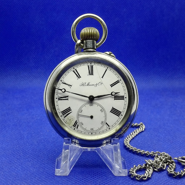 henry-moser-and-cie-pocket-watch.jpg