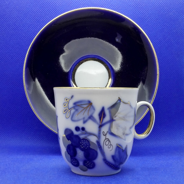 cobalt-blue-coffee-tea-cup.jpg