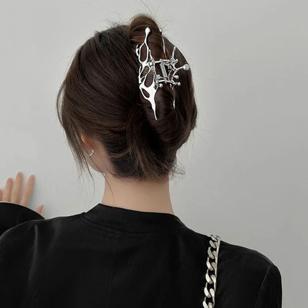 Large Silver Geometric Claw Clip For Women Korean Fashion Metal Hair Claw Clamp Girls Stylish Shark 2