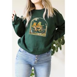 frog and toad shirt, vintage classic book shirt, frog and toad sweatshirt, frog shirt, retro frog shirt, vintage classic