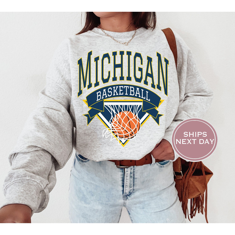 Michigan Sweatshirt - Michigan Basketball Sweatshirt - Ann Arbor Michigan Crewneck - Retro Michigan Sweatshirt - College Basketball.jpg