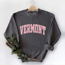 vermont sweatshirt, vermont pink print hoodie, cute vermont sweater, vermont college student gifts, university of vermon