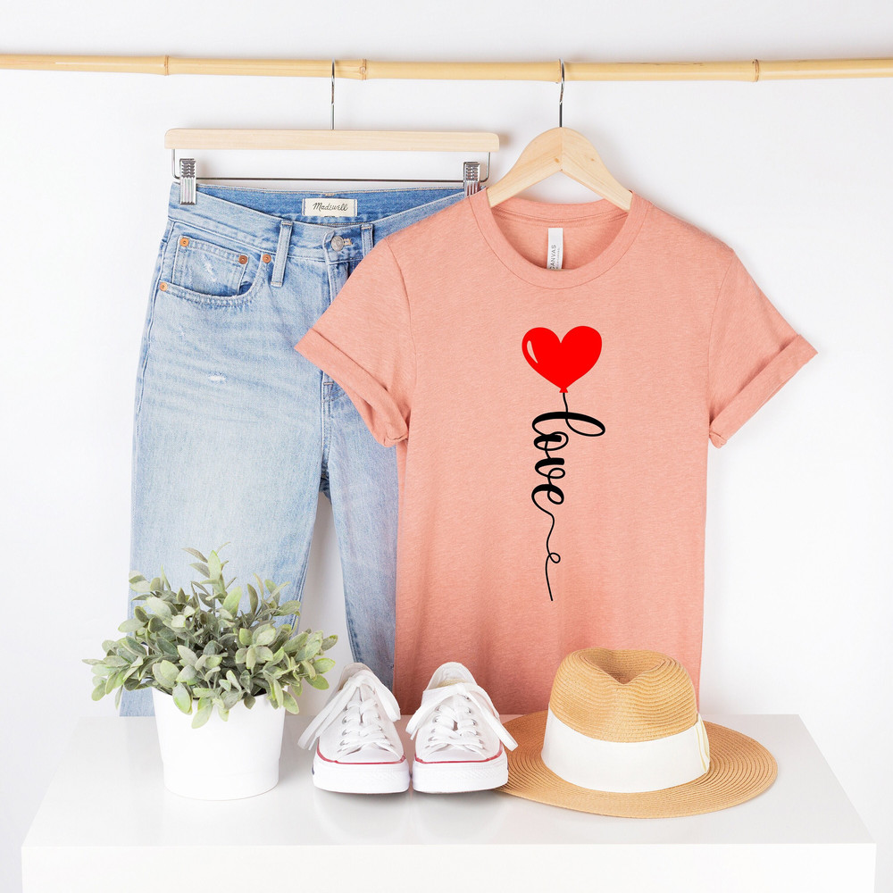 Love Shirt, Cute Valentines Shirt, Valentines Day Gift, Red Balloon T-Shirt, Girl Christmas Gift, Best Lovers Shirt, Be My Valentine Outfits.jpg