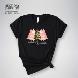 merry christmas women shirt cute christmas sweatshirt holiday long sleeve leopard xmas tree tee mrv2205
