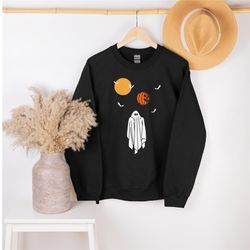 halloween ghost sweatshirt, halloween party sweatshirt, autumn sweatshirt, cute ghost, halloween pumpkin gift