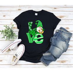 st. patricks day shirt women, st pattys day love gnome shirt, gnome patricks day shirt, st patrick day outfit, shamrock