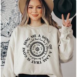sing me a song of a lass that is gone sweatshirt, jamie fraser, skye boat lyrics hoodie, fraser ridge clan, outlander bo