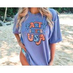 comfort colors retro usa party, independence day celebration, 4th of july fashion, patriotic outfit, american pride, fre