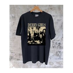 jennifer aniston t-shirt, jennifer aniston shirt, jennifer aniston tees, jennifer aniston sweater, vintage movie, vintag