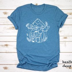 mushroom shirt, magic mushroom tshirt, parasol fungus shirt, fungus tee, botanical t-shirt, gift for her, gift for him,