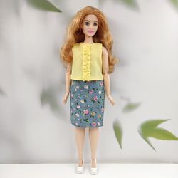 Barbie curvy clothes blue skirt