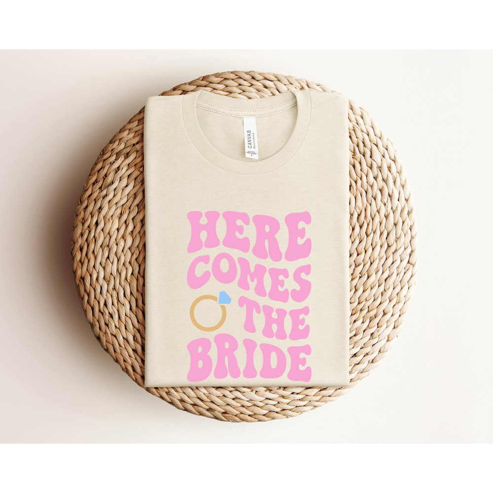 Groovy Bachelorette Party Shirt, Retro Bachelorette Shirt, Here Come The Bride Shirt, Retro Bride, Bridal Party Shirt Women, Bridesmaid Gift.jpg