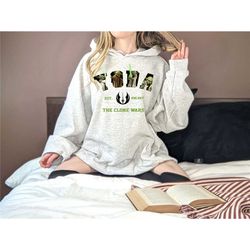 baby yoda hoodie,star wars hoodie,yoda sweatshirt star wars gifts,star wars characters hoodie,the mandalorian sweatshirt