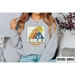 zion sweatshirt, utah sweatshirt, zion souvenir, zion gift, mountain shirt, travel gift retro zion ski, national park sw